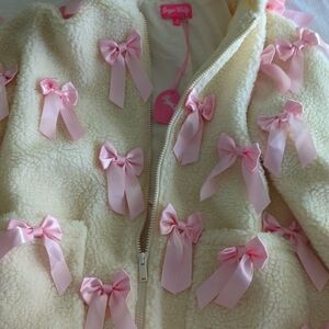 Oversized sherpa bow coat size M